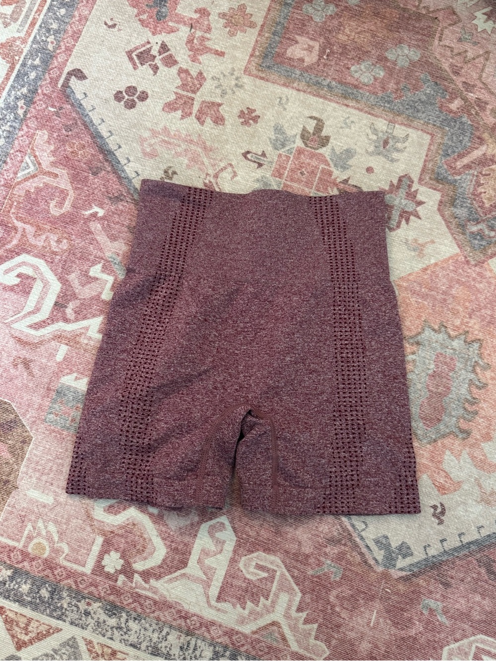 High-Waist Women's Gym Shorts in Burgundy